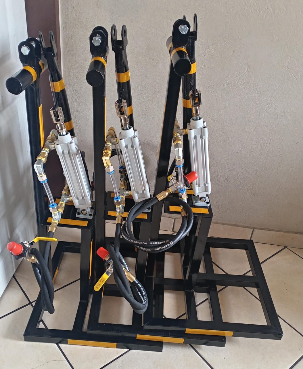 Gas cylinder equipment