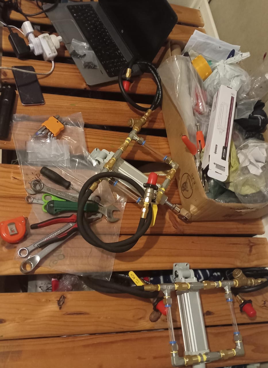 Gas shop equipment and cylinders